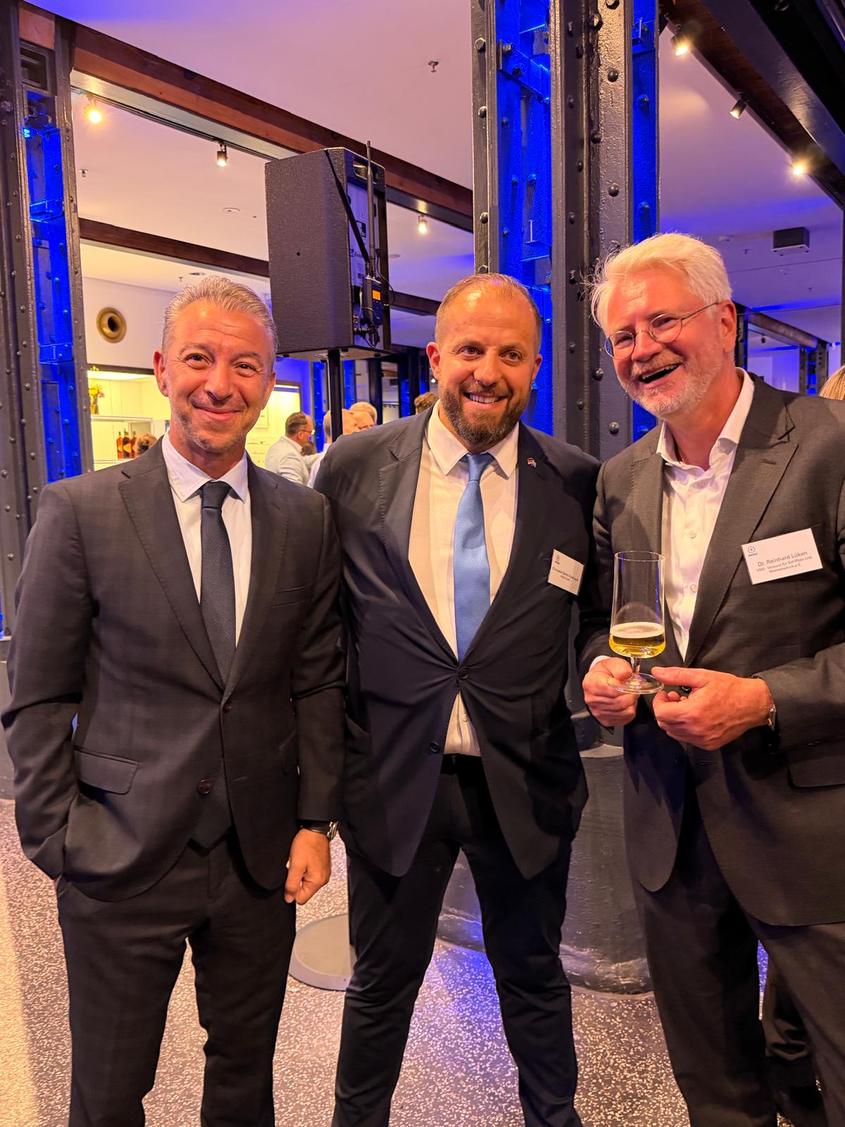Persönlicher Austausch während der SMM 2026 in Hamburg